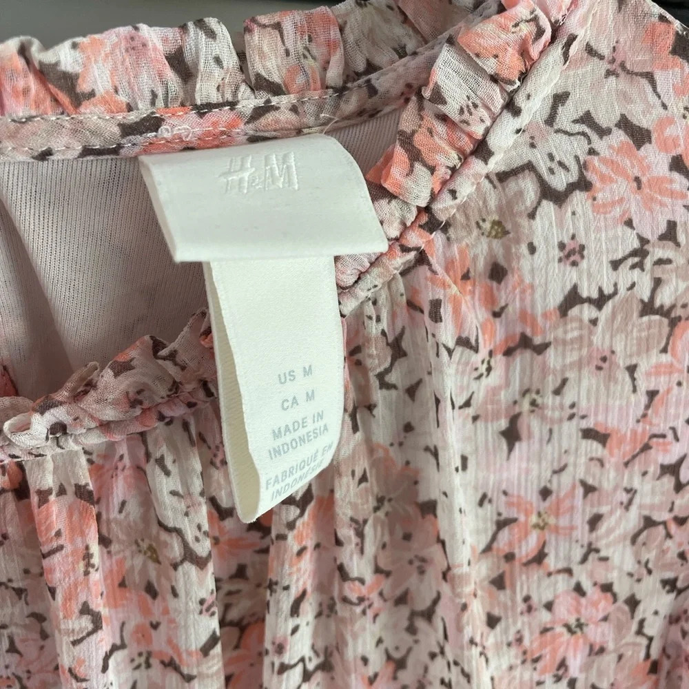 H&M Pink Floral Flowy Balloon Sleeve Boho Dress - Size Medium - Picture 6 of 12